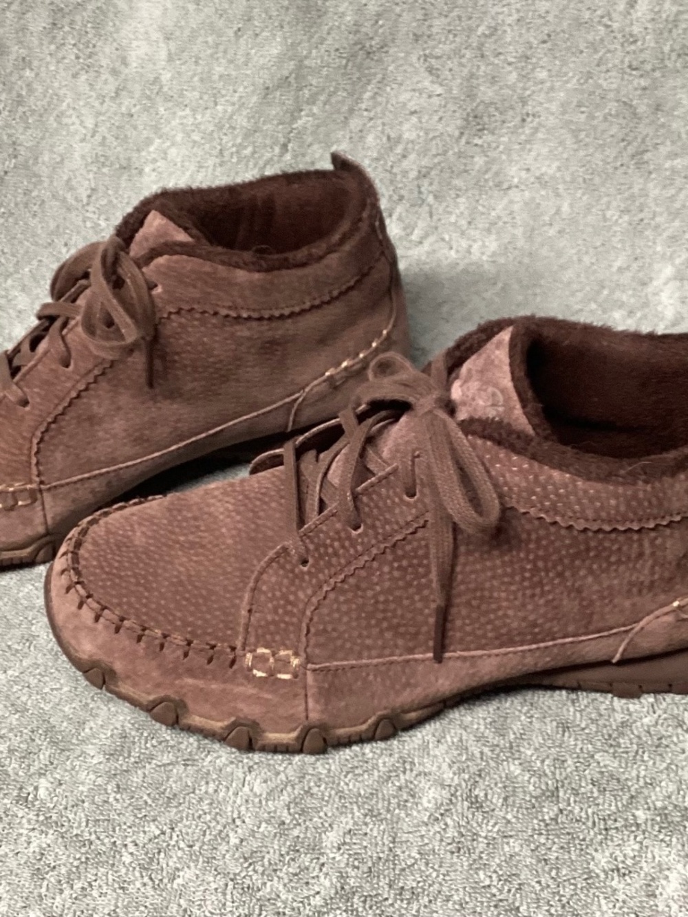 Sketcher “Totem Pole” shoes